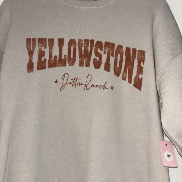 NWT Yellowstone Dutton Ranch Graphic Sweatshirt Women's Sz Sm Beige Crewneck USA - Picture 2 of 4